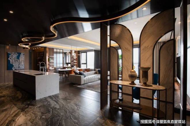 前湾壹号售楼处发布：引领新一轮购房热潮不朽情缘游戏平台上海2025®前湾壹号(图1)