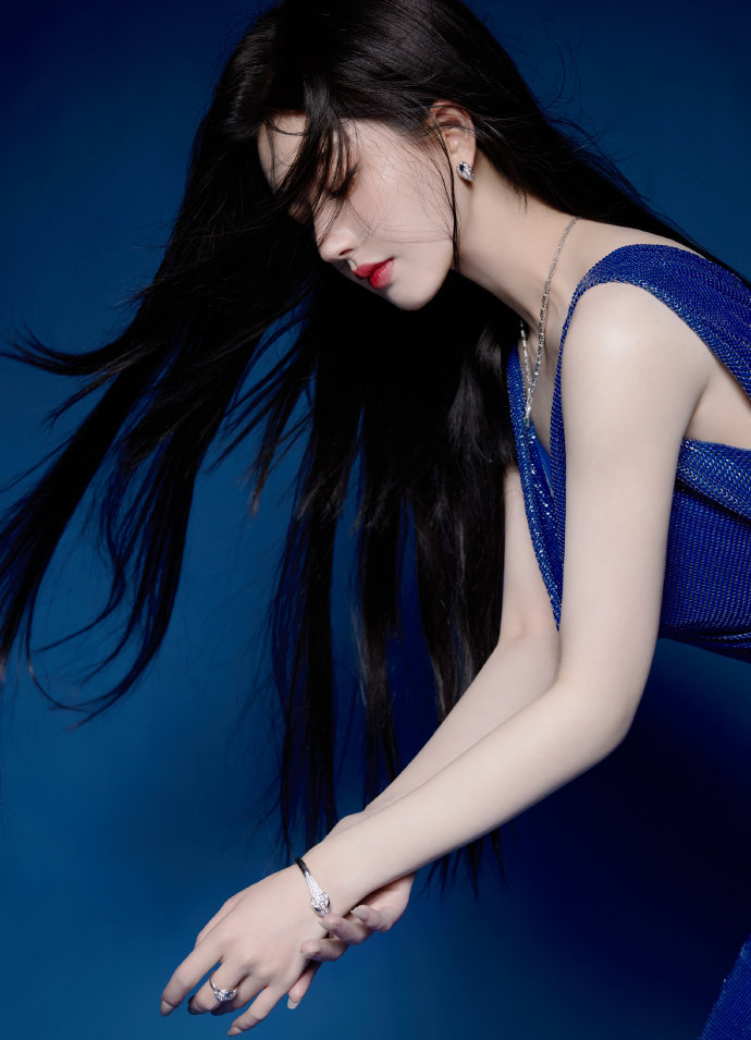 鞠婧炜ai智能人脸造梦不朽情缘游戏网站登录(图1)